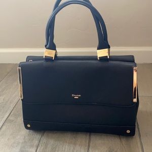 DUNE LONDON elegant black classy purse.